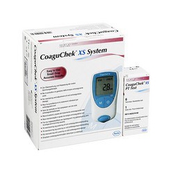 CoaguChek® XS, koagulačný analyzátor stolový na meranie hemokoagulácie 1 x 1 ks